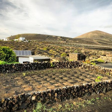 Los Frailes Eco Finca A Tinajo Exterior photo