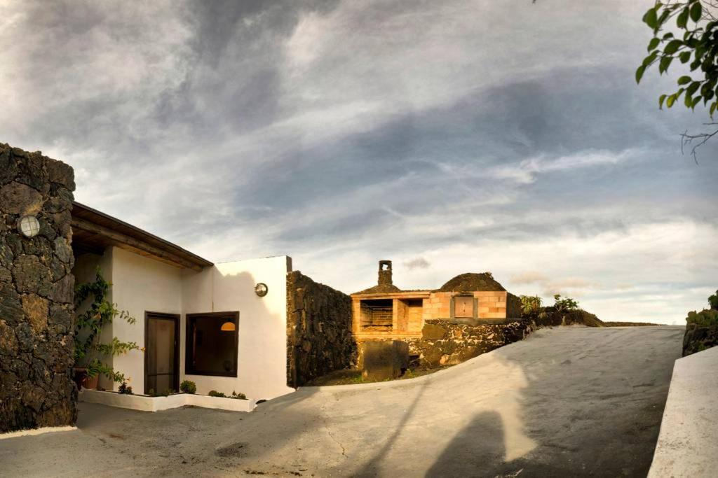 Los Frailes Eco Finca A Tinajo Exterior photo